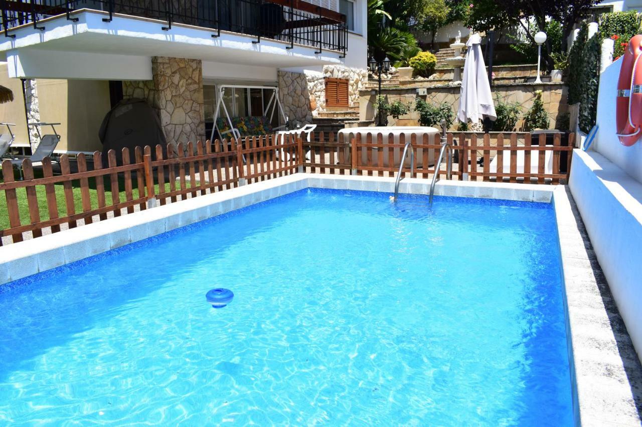 Villa Garden Тарагона Екстериор снимка