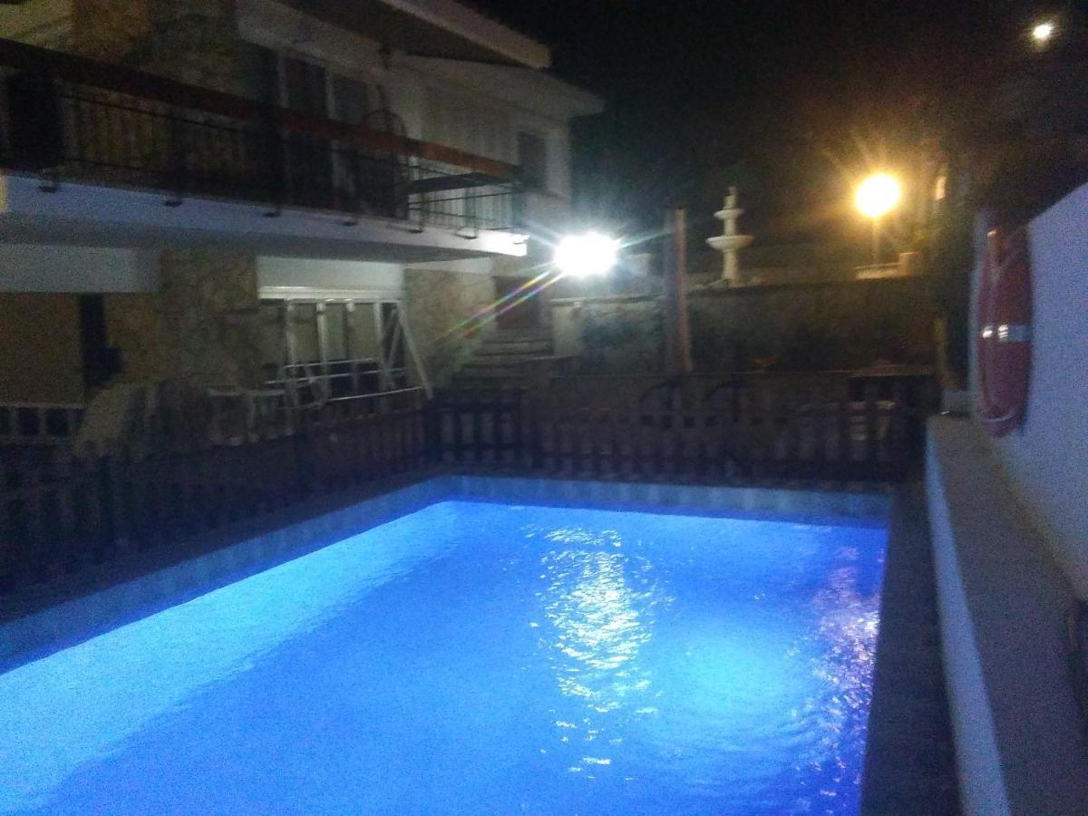 Villa Garden Тарагона Екстериор снимка
